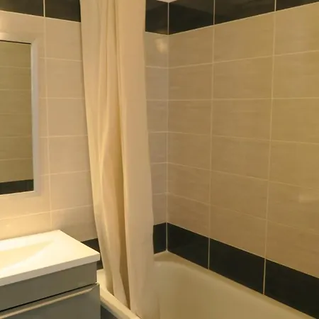 Апартаменты Sol-y-days Mayflower, Climatises Avec Piscine Proche Centre *