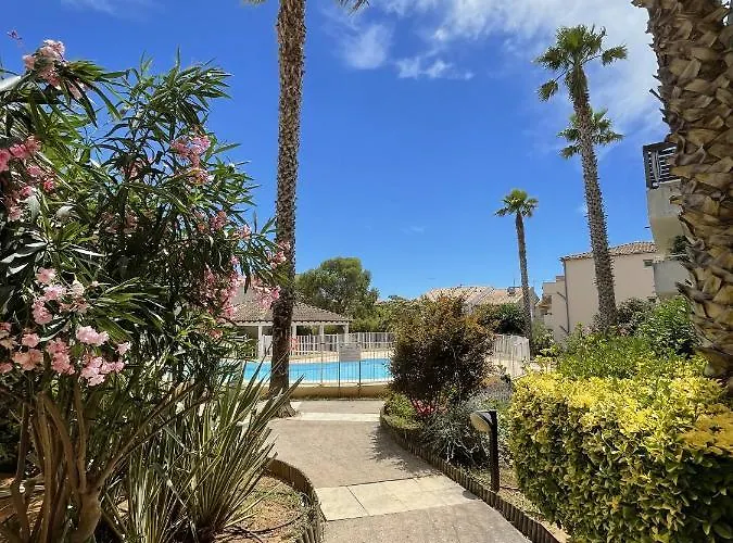 Solydays Mayflower Avec Piscine Appartement Le Grau-du-Roi
